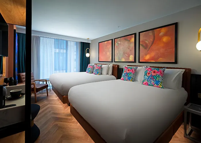 Hotel Nyx Portobello 4*